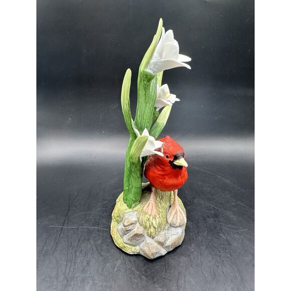 Vintage Porcelain Red Cardinal with White Flowers Figurine Sculpture MINT - Picture 3 of 9